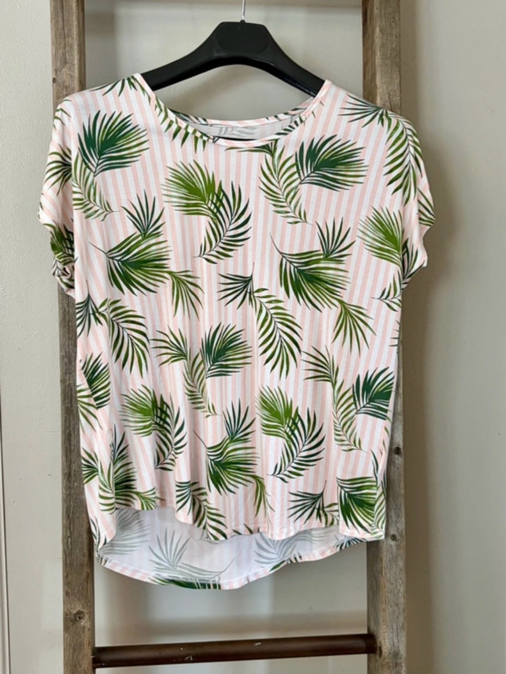 Lands' End Pink Short Sleeve Top with Green Palm Print